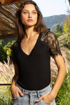 1/2 lace sleeve v-neck tee